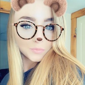 Meet your Posher, Laurielle